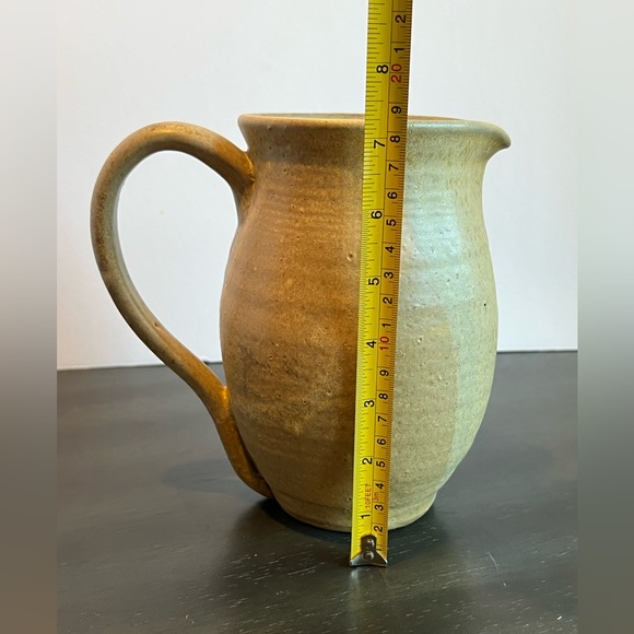 VTG ‘61 T. Smith Pottery Stoneware Pitcher. Handmade. - Picture 8 of 9